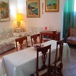 Tuscan Villa With Sea Views Montescudaio
