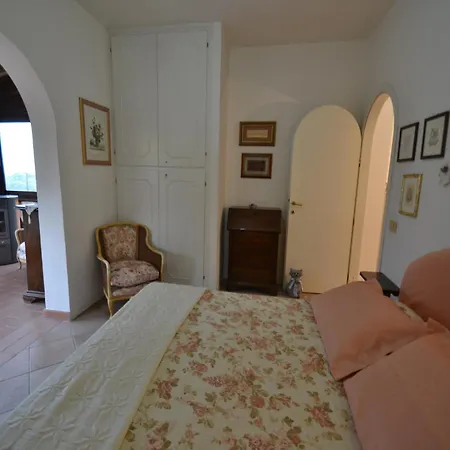 Tuscan With Sea Views