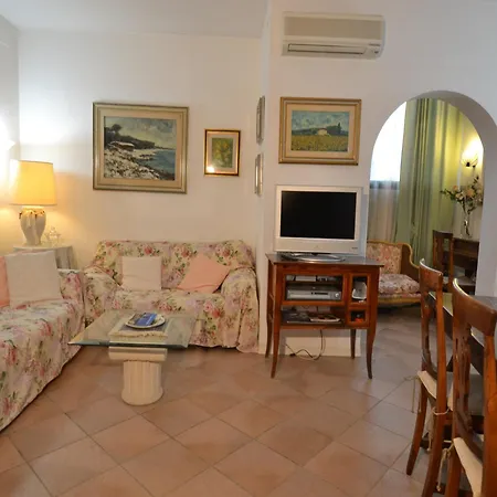 Tuscan With Sea Views